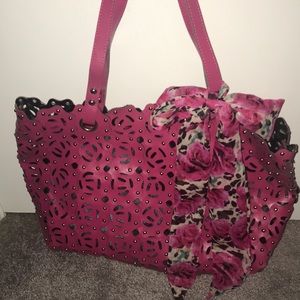 Pink patterned purse